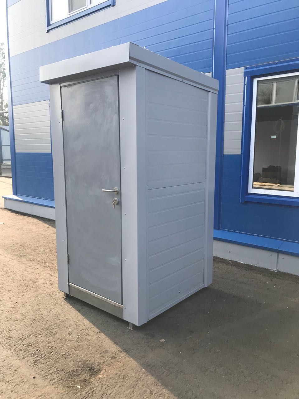 Теплая туалетная кабина ЭКОС-1 с баком на 250 л. в Раменском